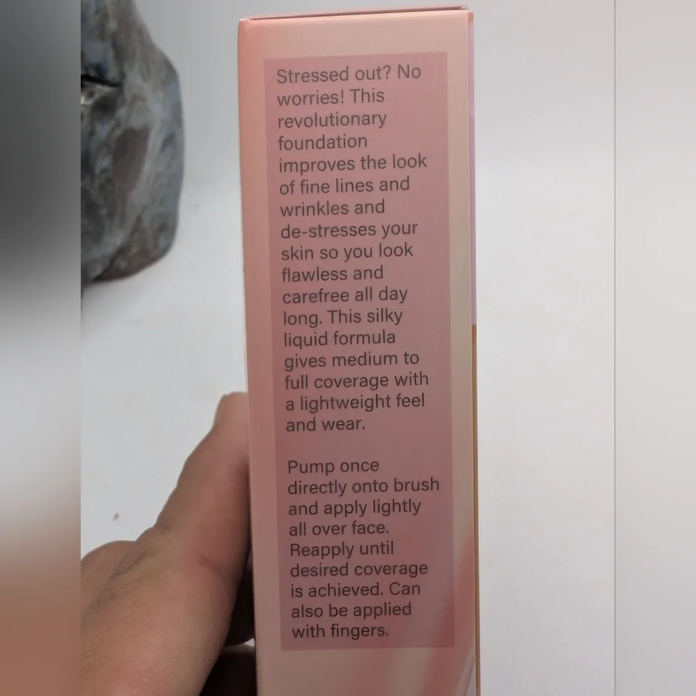 Mally Beauty Stress Less Performance‎ Foundation In TAN